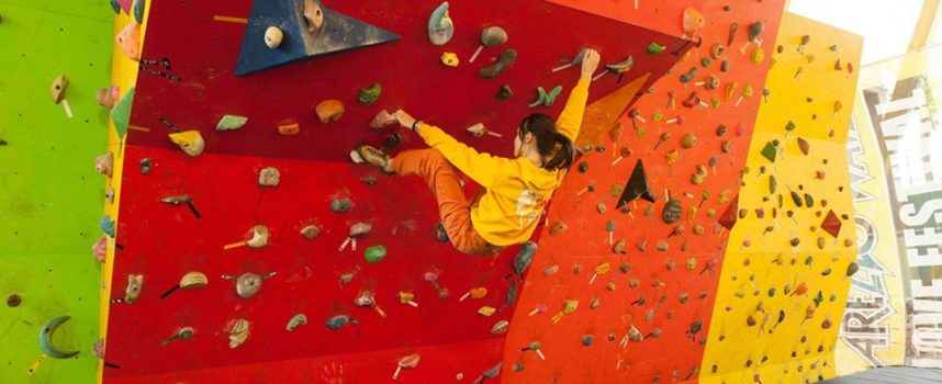 Arezzo Verticale: Da venerdì 4 maggio impara ad arrampicare agli OPENDAY dedicati airagazzi da 16 a 20 anni