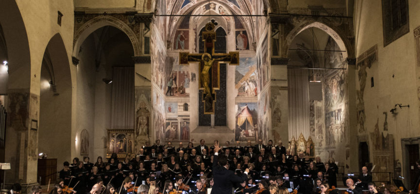 Un “viaggio sinfonico” tra sfere celesti e identità dell’uomo: l’orchestra Oida esegue per la prima volta ad Arezzo la Messa Sunrise di Ola Gjelio