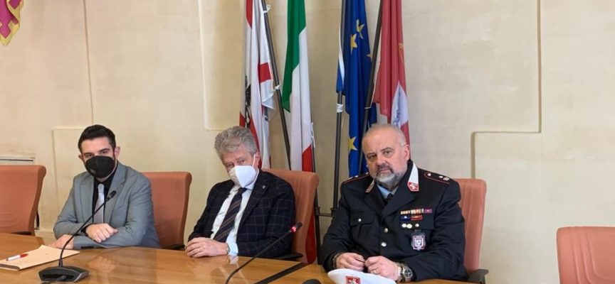 La piscina comunale riapre parzialmente: firmata dal sindaco Alessandro Ghinelli la nuova ordinanza che prevede il controllo del green pass da parte del concessionario degli spazi acqua