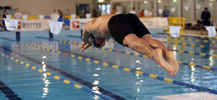 Un corso di nuoto gratuito per le festivit della Chimera Nuoto