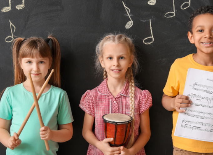 L’Orchestra Multietnica di Arezzo torna a scuola con Sarabanda