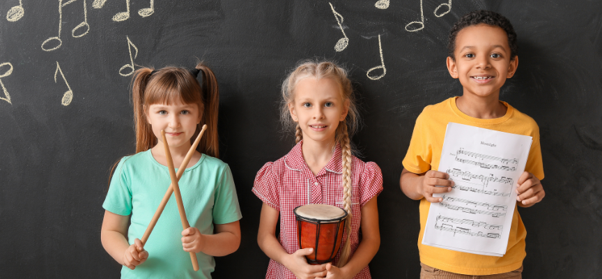 L’Orchestra Multietnica di Arezzo torna a scuola con Sarabanda